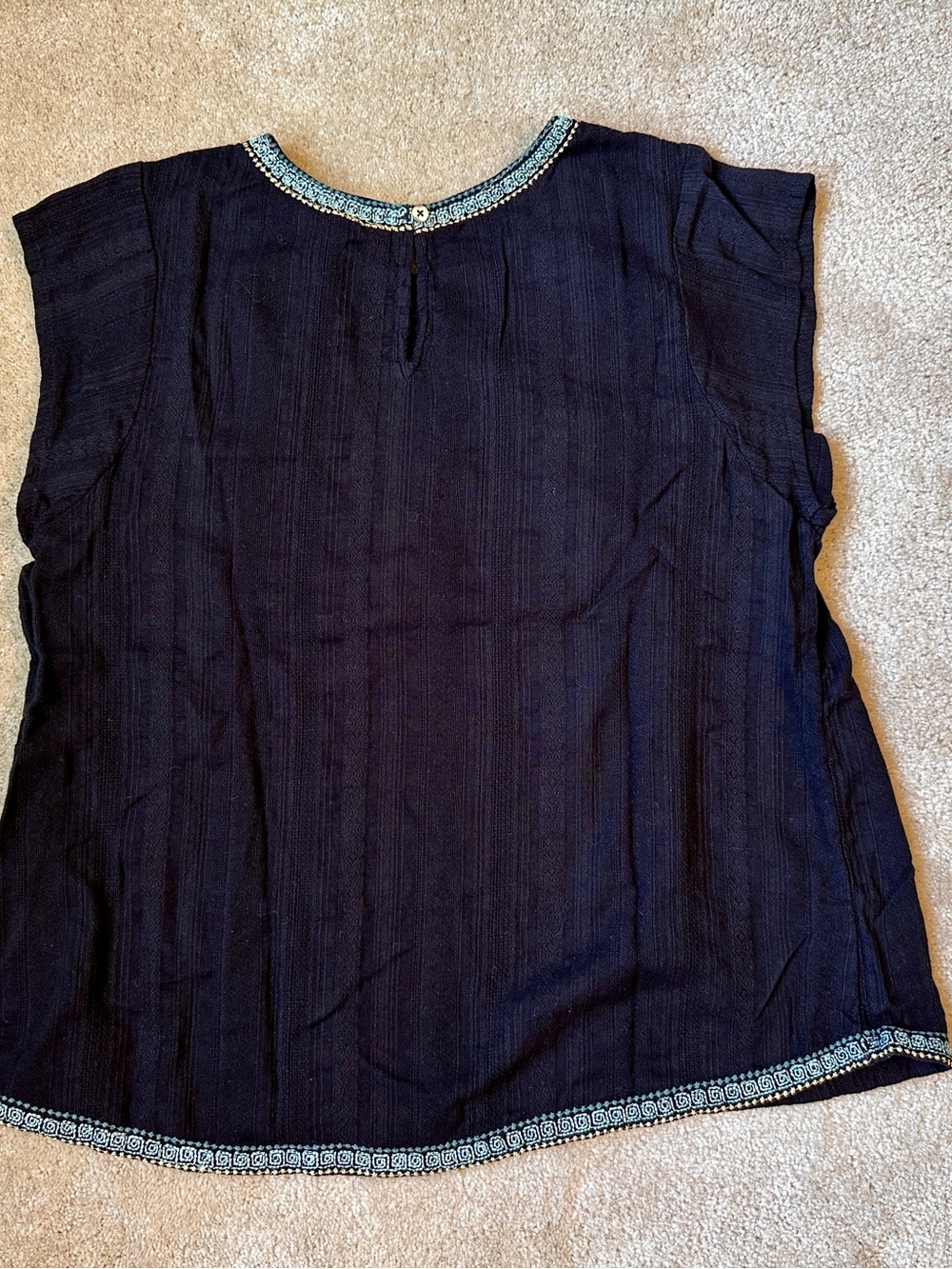 Beautiful Garnet Hill Black Embroidered Scoop Neck Gauze Top - Picture 5 of 7